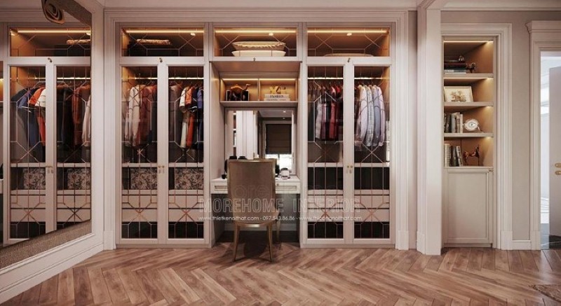 Tủ quần áo nhiều ngăn nhưng lại giúp bạn lựa đồ một cách nhanh chóng từ cánh tủ kính cường lực đẹp sang trọng.